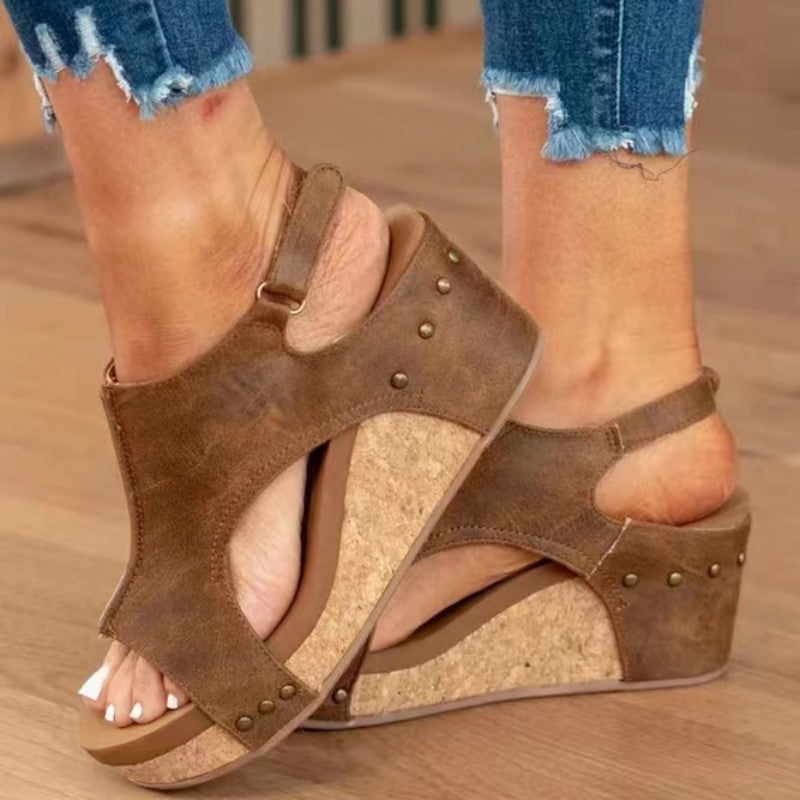 Sandales Compensées à Rivets Femme