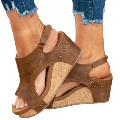 Sandales Compensées à Rivets Femme